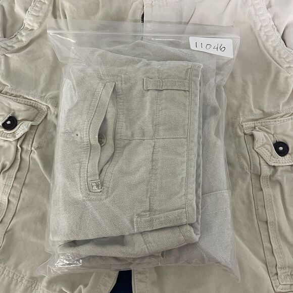 Tommy Bahama Pants Mens 33 Beige Silk Linen Blend Cargo Pockets Lightweight - Picture 13 of 13